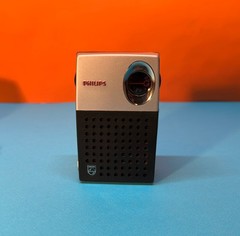 Vintage Portable radio Philips 90RL073 / Video