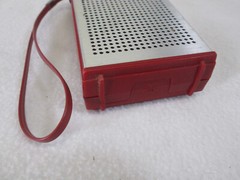 Vintage 1980&rsquo;s Sound Design red AM portable pocket radio Hong Kong ( Works )