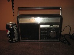 Vtg. Panasonic AM/FM radio AC/DC Model RF-590 Tested, Works Good, Uses D Battery