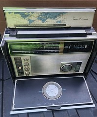 ZENITH Trans Oceanic D7000Y 11 Band Radio AM FM SW Cord, Cover, Booklet