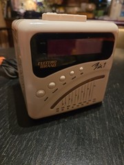 ELECTRO BRAND 3 in 1 Cassette / AM-FM / Clock Radio 1980s Vintage