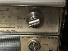 Vintage Zenith Solid State Multiband Shortwave Radio Inter-Oceanic Weather VIDEO