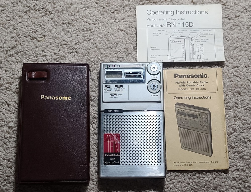 Vintage Panasonic RF-016 AM/FM 2 Band Pocket Radio Clock W/ Case Tested READ!!
