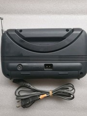 VINTAGE Magnavox AM/FM Portable Radio AE2100 Tested Black