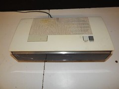 ^^ Sony TFM-C660W Vintage FM/AM Digital FLIP Clock Radio (DXL84)