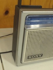 Vintage Sony ICF-700W FM/AM 2 Band Receiver Portable Radio w/ AC Adapter
