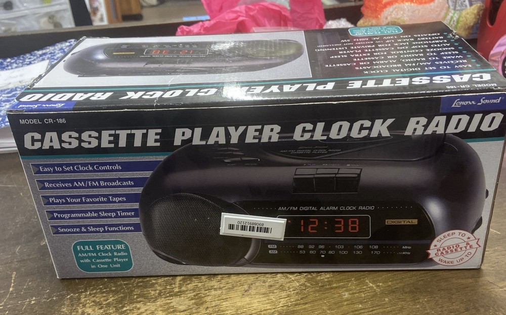 Lenoxx Sound AM/FM Digital Clock Radio Cassette Player Model CR-186 NEW!!