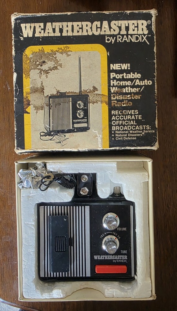 Vintage Randix Weathercaster WB 34 Radio with Box, Battery Powered, Functions!
