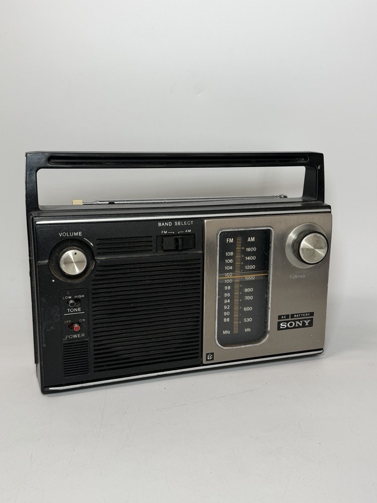 SONY Model ICF-7270W AM/FM Portable Radio Vintage TESTED