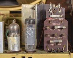 Grundig 3025/S Zauberklang Musikgerät AM FM Radio Broadcast Receiver