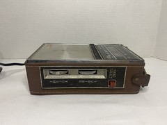 Vintage General Electric AM FM Radio Solid State Two Way Power*READ DESCRIPTION*