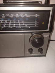 VTG REALISTIC RADIO SHACK AM/FM DX-66 AIR/SW MONITOR MODEL 12-767 TESTED-WORKS
