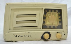 Vintage Admiral 5J23 N Tube Radio