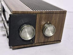Vintage Soundesign 3461 Flip Clock AM/FM Alarm Radio Woodgrain 1970s