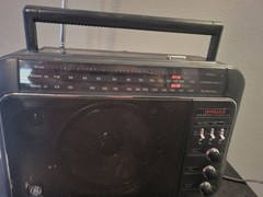 GE General Electric Superadio Series III Long Range AM/FM Super Radio 7-2887A
