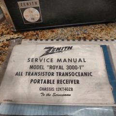 Zenith Royal 3000-1 Trans Oceanic Portable Receiver FM AM & Manual Tested Works