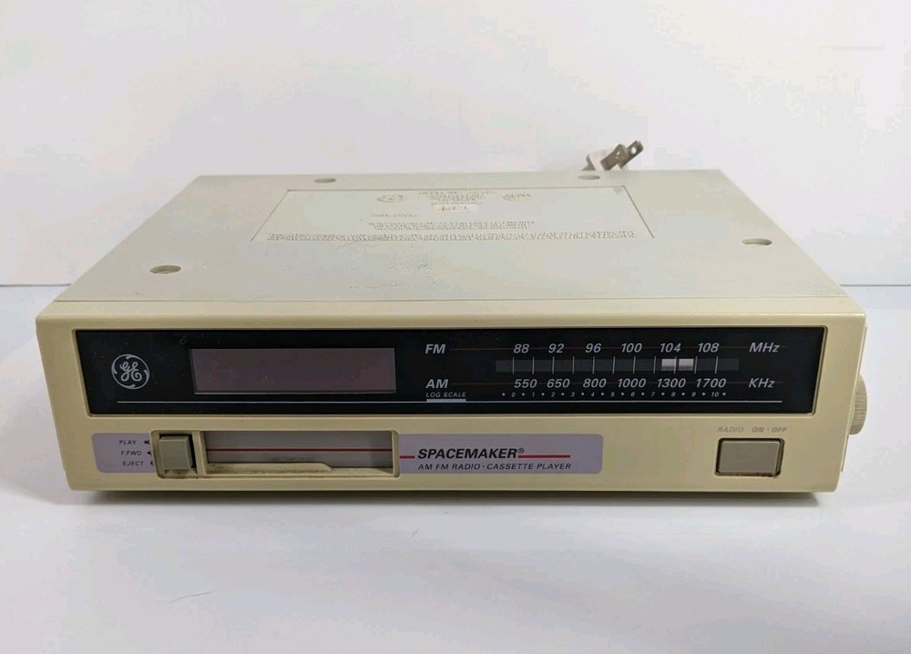 GE Spacemaker 7-4260 AM/FM Radio Cassette Player LED Display Clock TESTED VTG