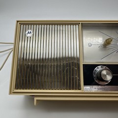 Vinatge Motorola Solid State Clock Radio XC17CH Works
