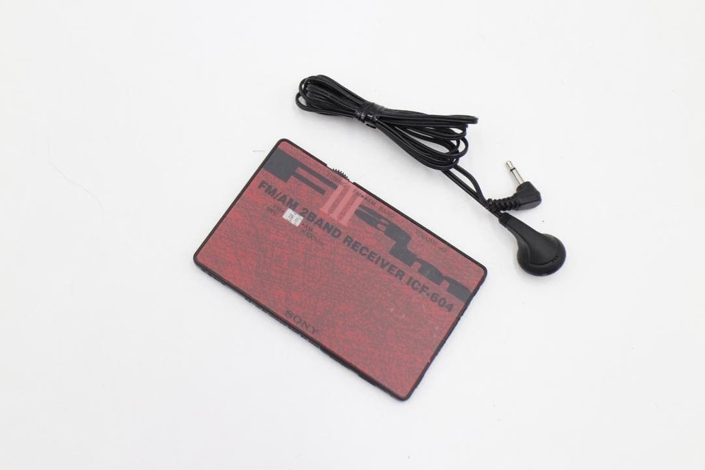 Tested Sony ICF-604 AM-FM 2-Band Radio Card Ultra Slim Vintage Retro Rare Japan