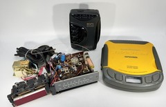 Vintage Electronics Parts/Repair Lot: KOSS CD, GPX Walkman, Clock Radio