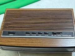 Vintage GE General Electric Alarm Clock Radio Model 7-4625C PARTS/REPAIR ONLY