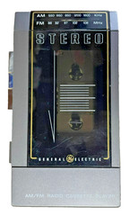 Vintage GE General Electric AM/FM Radio Cassette Player, FOR PARTS OR REPAIR