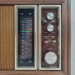 Sony TFM-9450W Vintage AM FM 11 Transistor Wood Grain Table Radio Tested Working