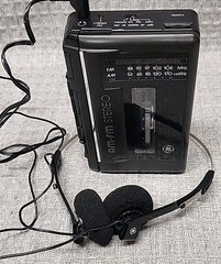 Vintage GE 3-5473B Portable AM/FM Stereo Radio Cassette Player Plays Slow READ