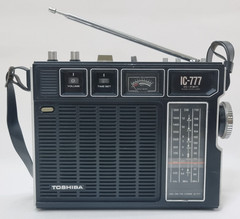 Vintage Toshiba Radio IC-777 – For Parts only