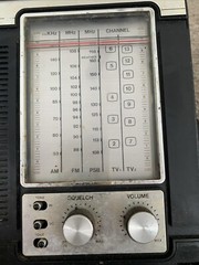 Vintage Sears Solid State/ Multi-Band Model #800.24270 800 Radio AM/FM/TV1/TV2/P