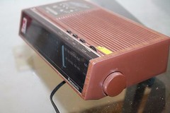 Vtg PANASONIC AM FM 2-Band Fluorescent Clock Radio Model RC-6130