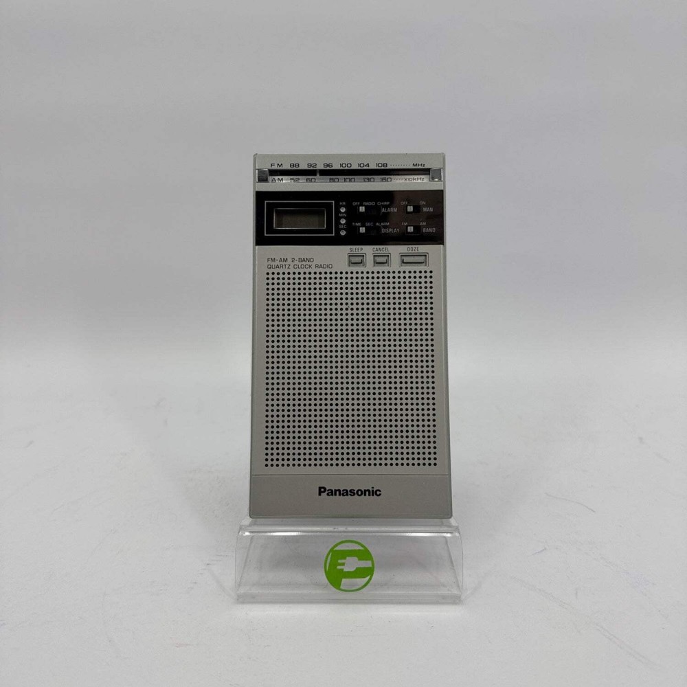 Panasonic Mister Thin FM/AM Radio with LCD Clock w/ case RF-066