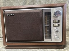Vintage Sony ICF-9740W AM/FM Radio, TESTED