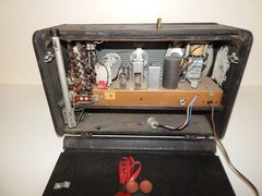 ZENITH TRANS-OCEANIC SHORTWAVE RADIO (CZU38)