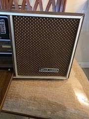 Belle Wood MODEL 1880 Woodgrain Radio w/ Tape Adapter & .. Vintage Or For Parts