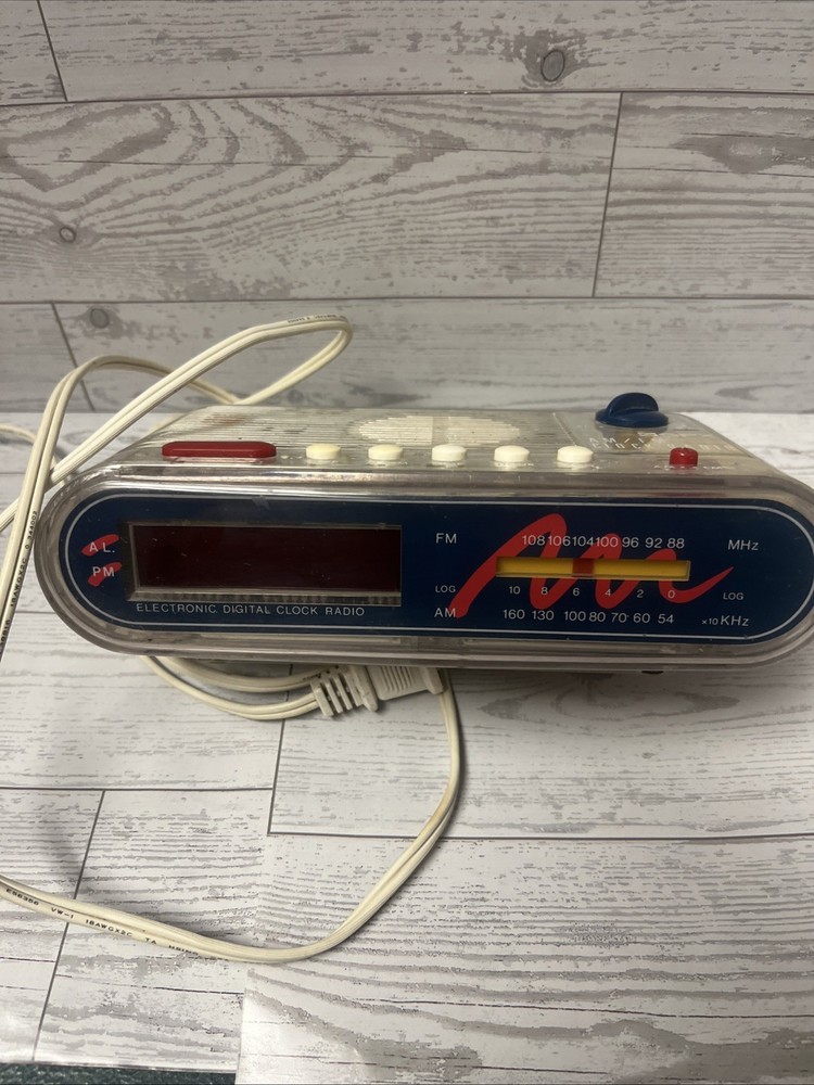 VTG Gran Prix GPX Am/Fm Clock Radio Transparent Model D510 Tested Works