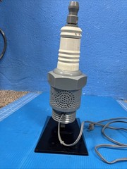 Vintage CHAMPION Advertising Spark Plug AM Transistor Radio Japan Only Buzzes