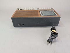 Vintage AM/FM Clock Radio Cassette Player Alarm Clock 7-4975C *Read