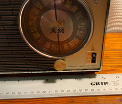 Working Vintage 1946 Zenith AM/FM Automatic Frequency Control 7 Tube