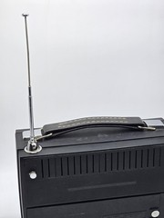 Vintage GE General Electric P1985A AM/FM Shortwave Solid State Portable Radio