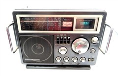 General Electric 7-2990A AM/FM Short Wave Radio Vintage WORKS WITH ISSUES READ