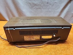 W•Lloyds Brown Silver Wired Solid State 2 Speaker Alarm Clock AM Radio Tested