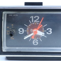 VTG General Electric GE Faux Wood AM/FM Model 7-4545A Clock Radio Tested Working