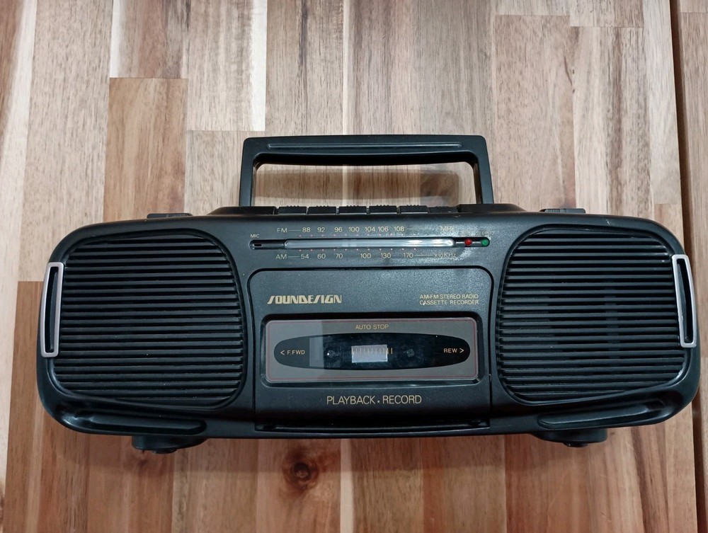 Vintage Sound Design Cassette Player AM/FM Stereo Radio Boombox Black
