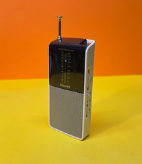 Vintage Portable radio Philips AE 1530/00 / Video