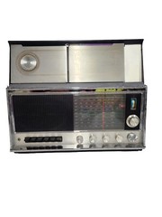 Vintage Sears Com Tek IX Solid State Transistor Radio Model 132.22850000