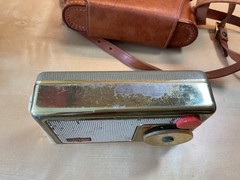 MOTOROLA Transistor Radio, Leather Case with Strap Working Condition