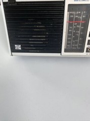 Vintage Toshiba Solid State Radio FM/SW/MW 3 Band IC-700 ICFET *Read Desc