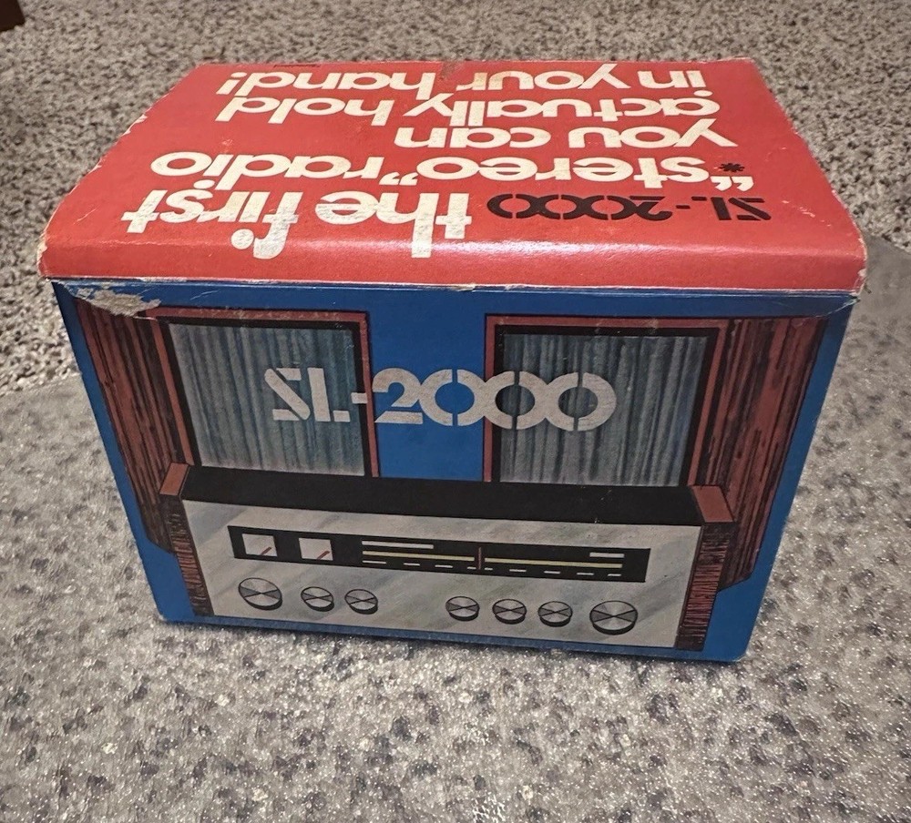 Vintage SL-2000 Solid State Radio Receiver AM Band Twin Speakers Used Works Box