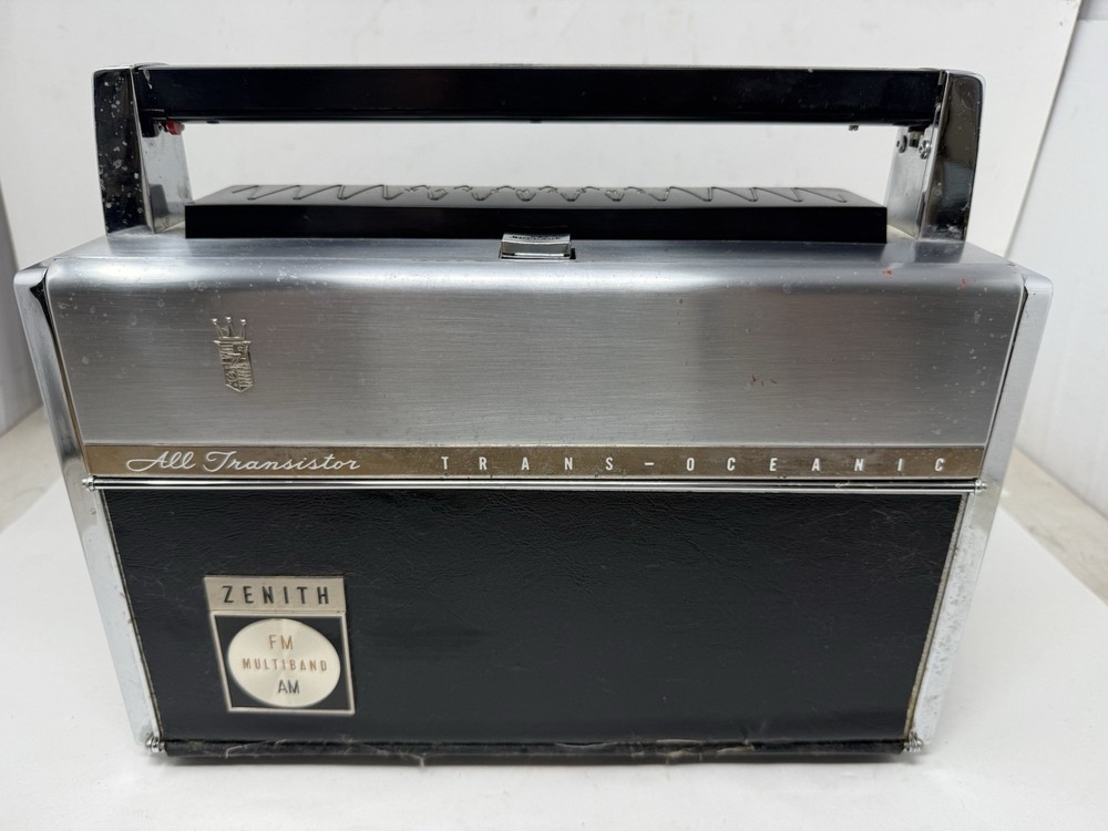 Vintage Zenith Trans-Oceanic FM AM SW VHF WB Radio Untested No Power Cord CLEAN